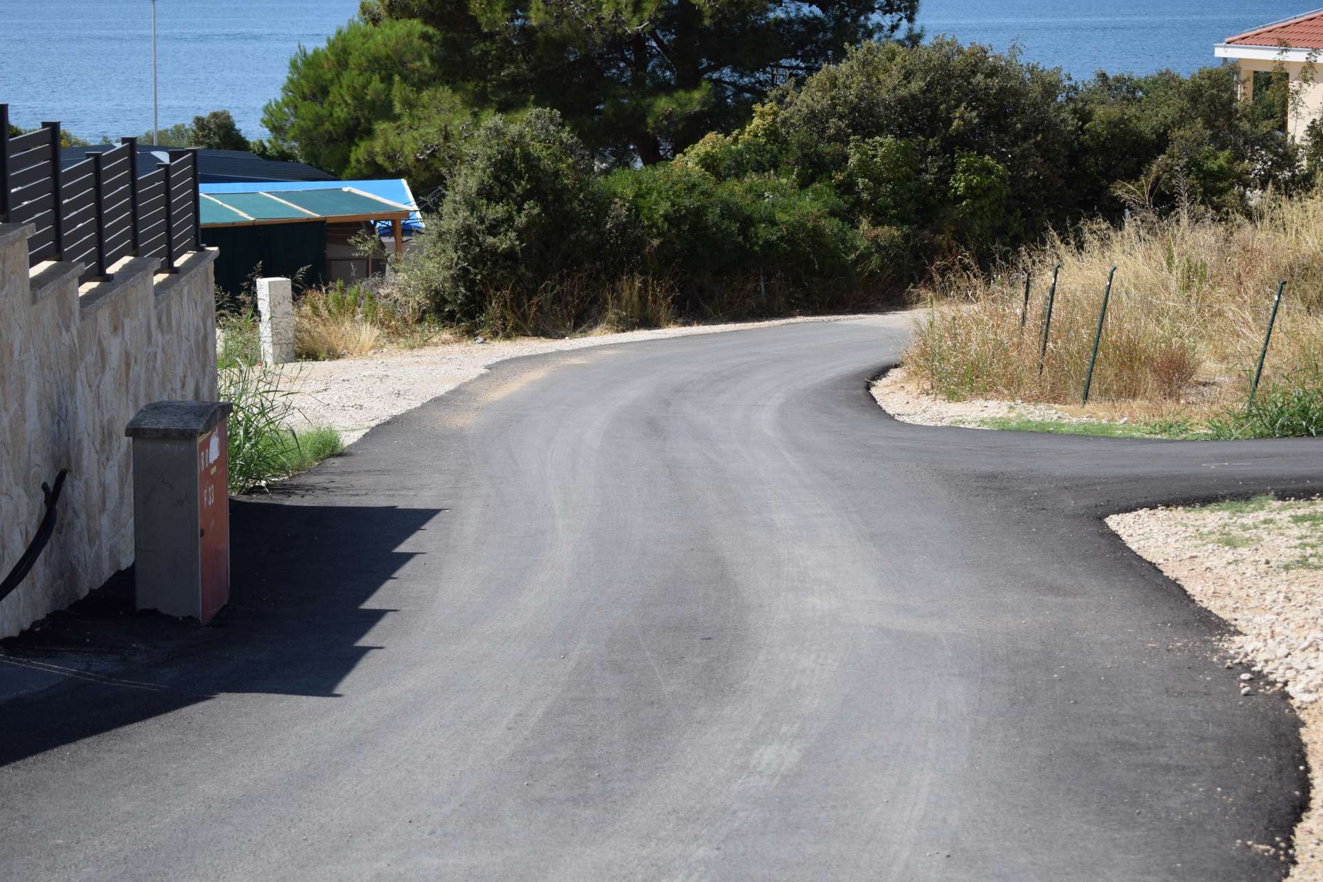 Asfaltiranje cesta u Općini Sv. Filip i Jakov - 