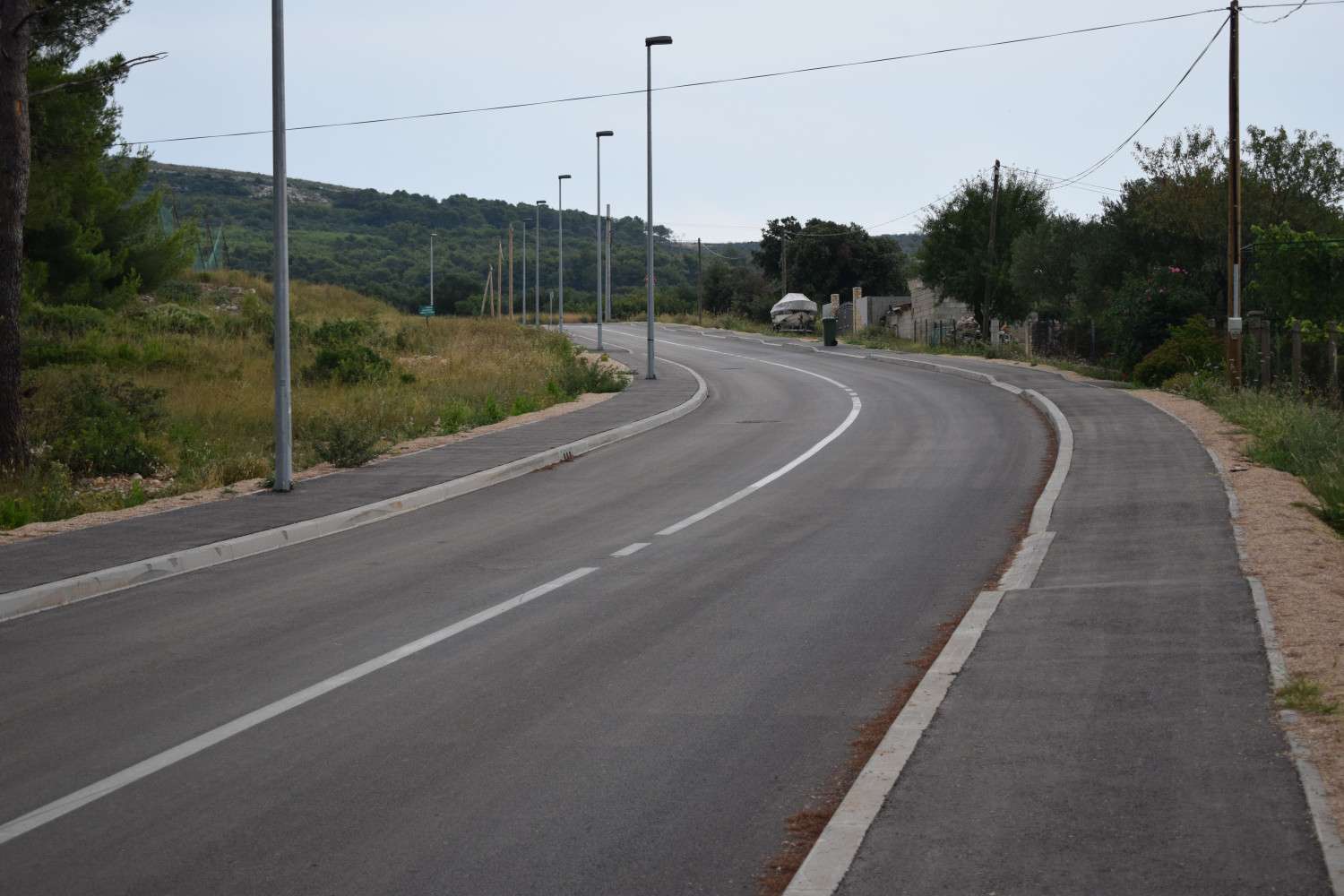 PROJEKT „IZGRADNJA I UREĐENJE NERAZVRSTANE PROMETNICE SA PRIPADAJUĆOM INFRASTRUKTUROM, U MJESTU TURANJ, PREDIO KRČ- PROMETNICA“ - 