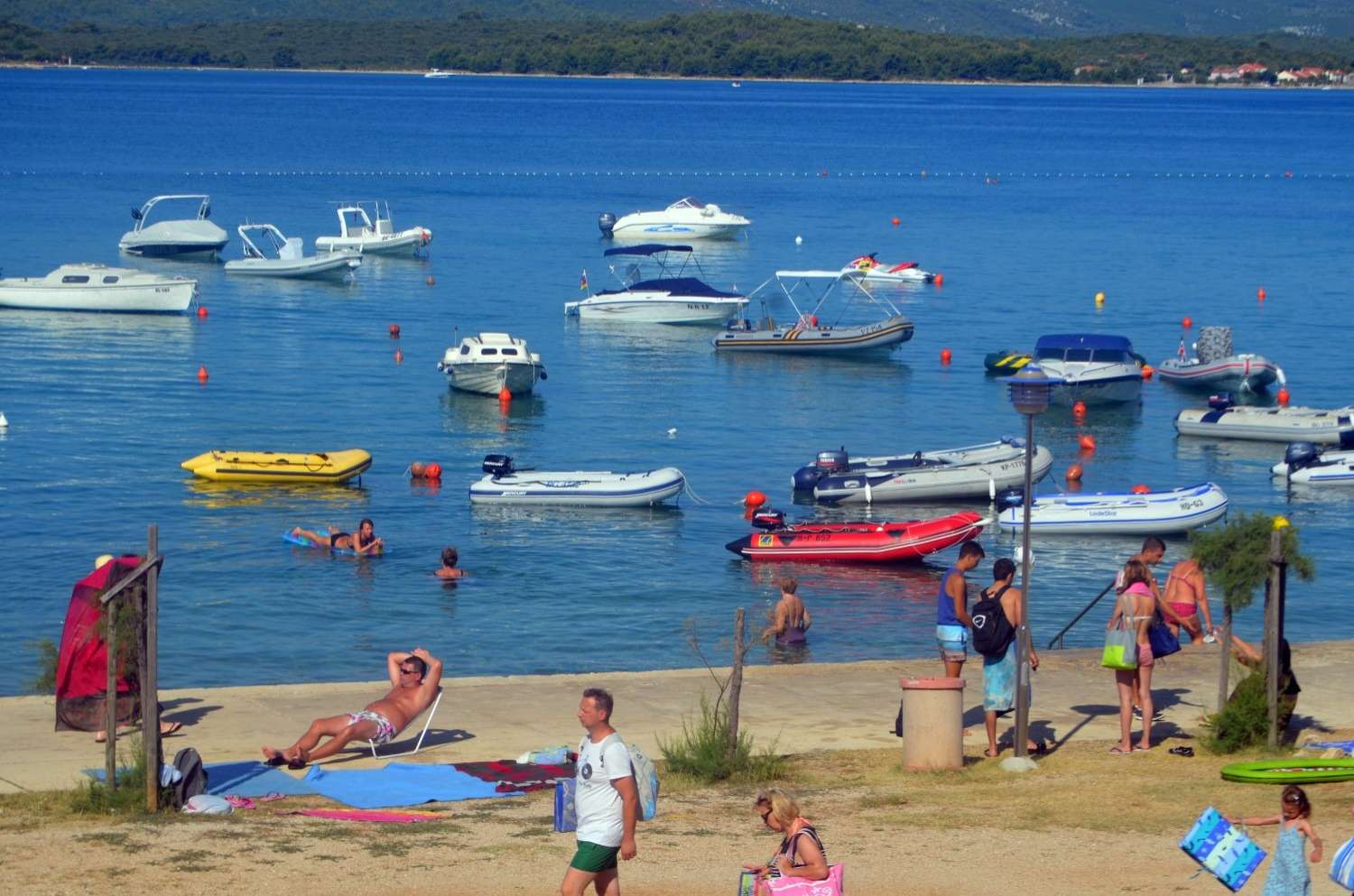 SVETI FILIP I JAKOV: PLAŽA 
