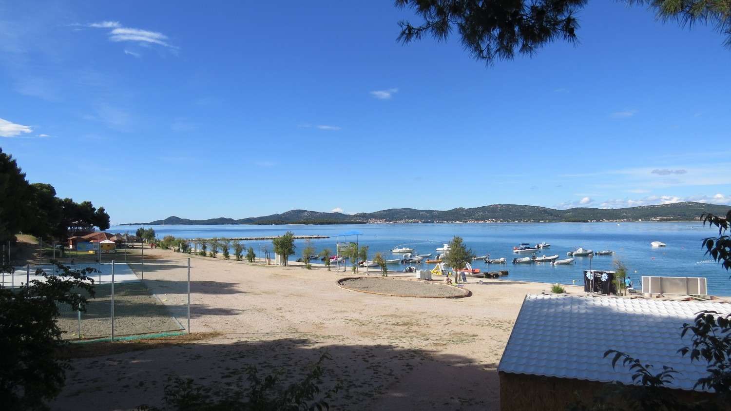 SVETI FILIP I JAKOV: PLAŽA 