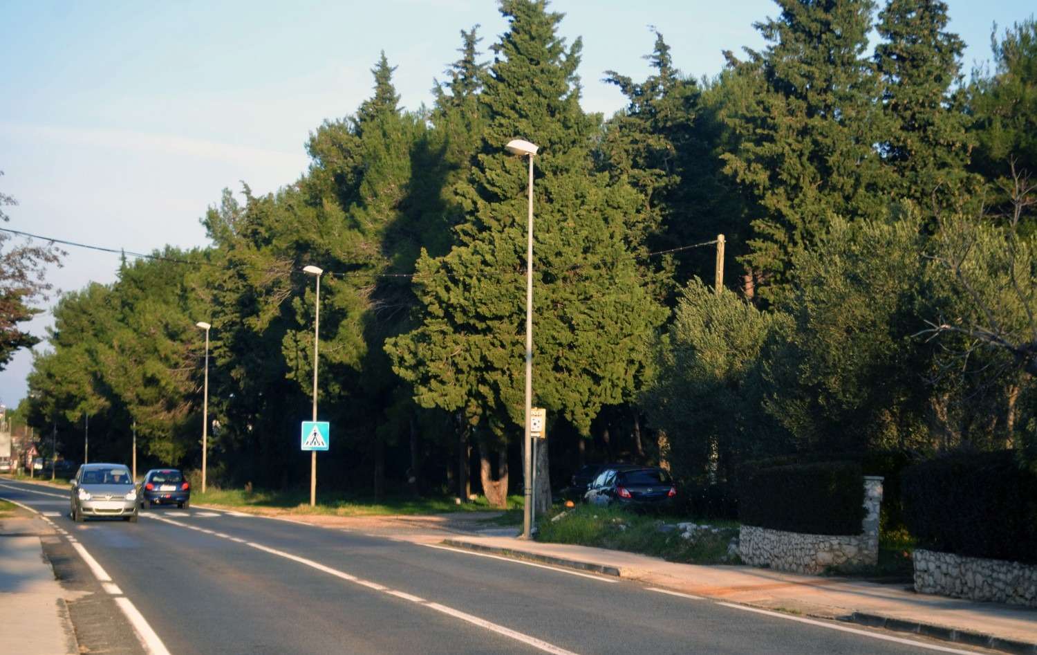 TURANJ: UGOVOR ZA NERAZVRSTANU PROMETNICU SA PRIPADAJUĆOM INFRASTRUKTUROM  – PREDIO KRČ - 