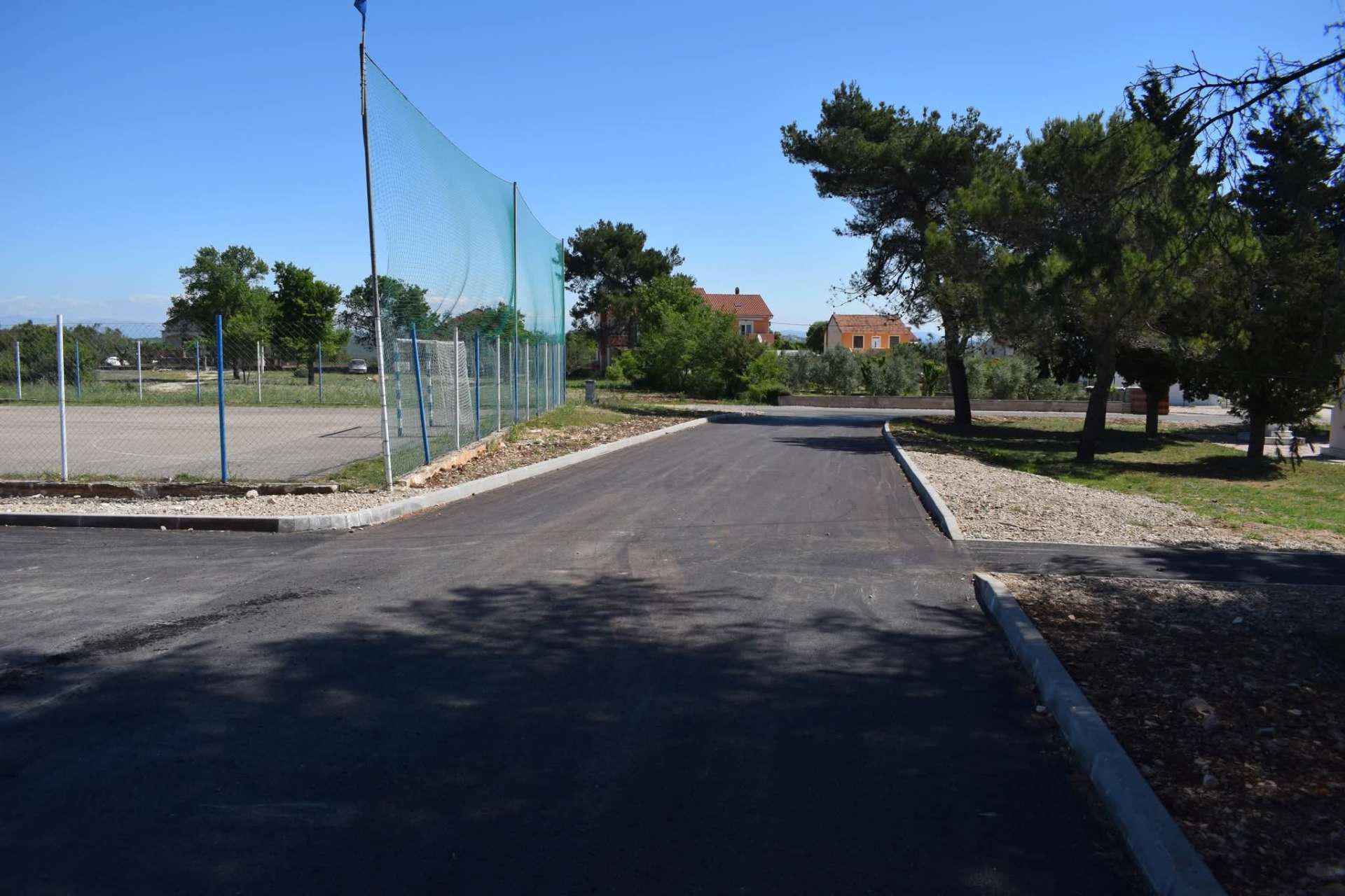 Sikovo: ﻿Višenamjenska dvorana poslovne namjene te trgovine prehrambenih ﻿proizvoda - 
